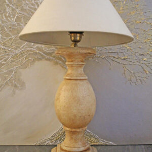 LAMPADA LIA IN LEGNO CREMA